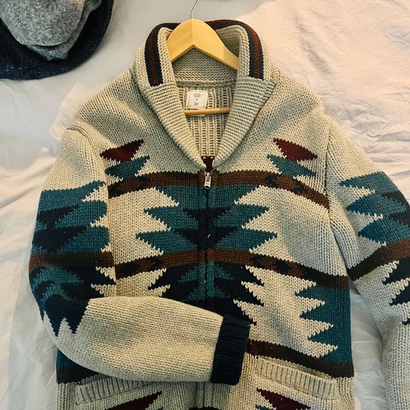 !DONATED! Gap + GQ x David Hart Cardigan - Picture 1 of 5